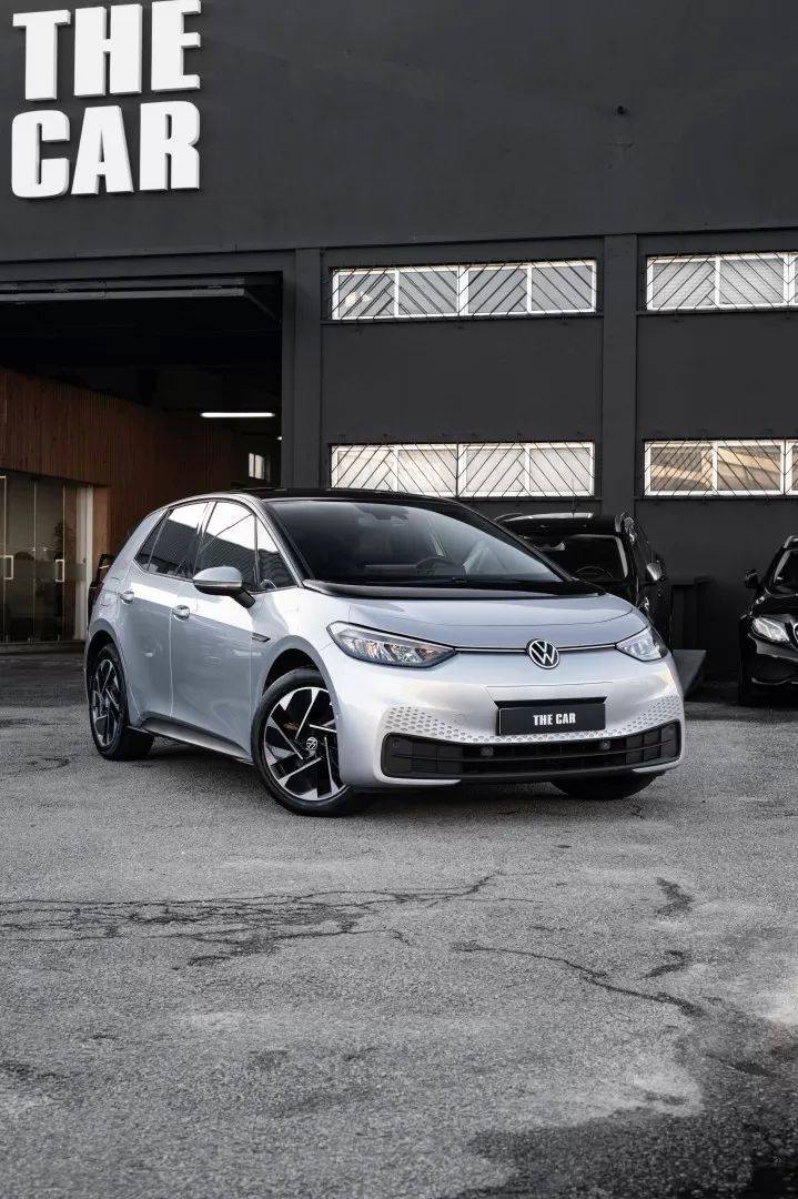 volkswagen-id-3-2023-eletrico-200cc