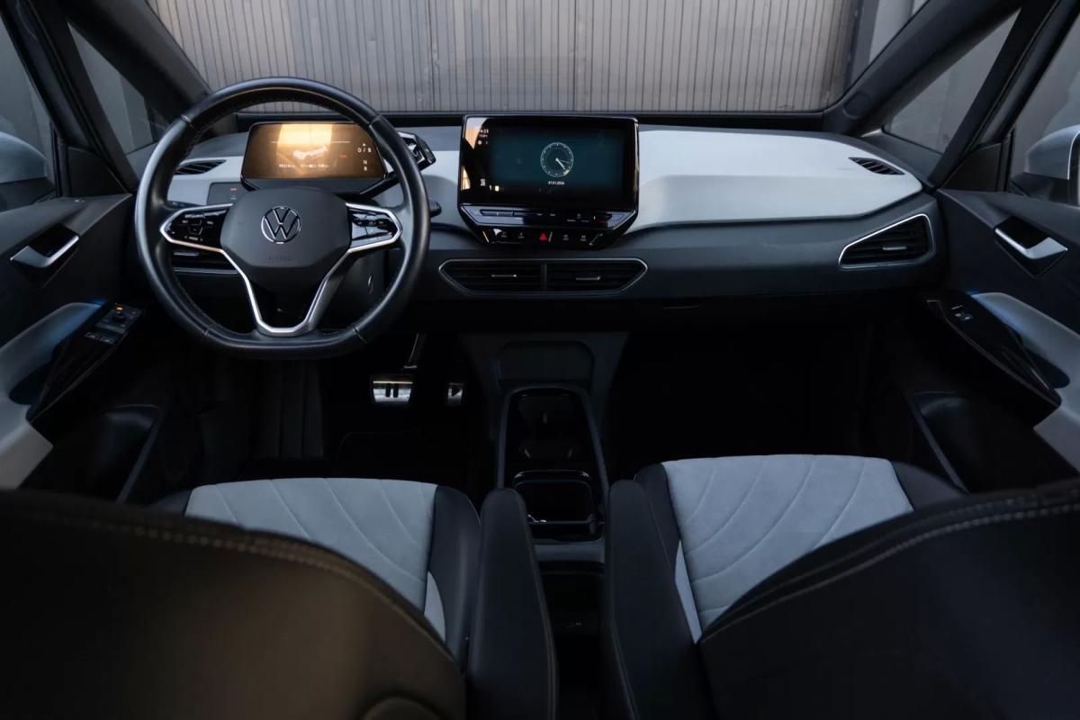 volkswagen-id-3-2023-eletrico-200cc