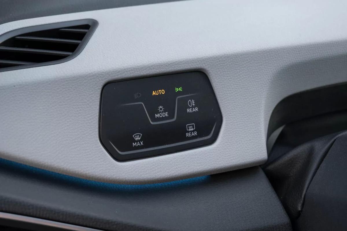 volkswagen-id-3-2023-eletrico-200cc