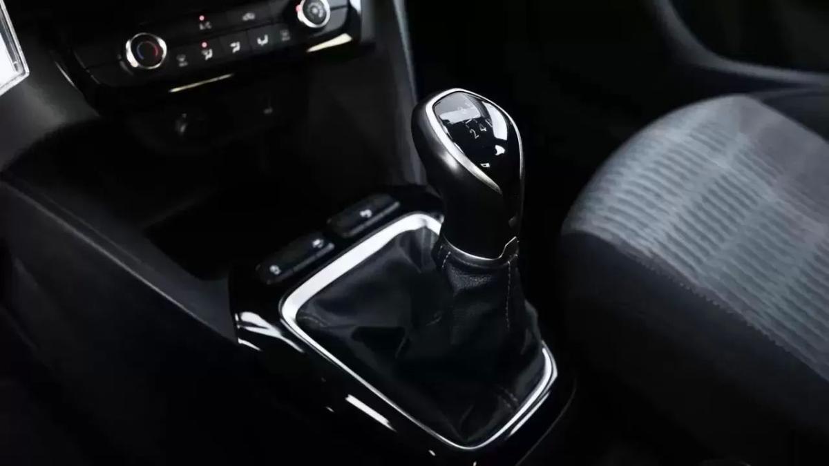 opel-corsa-2023-gasolina-1199cc