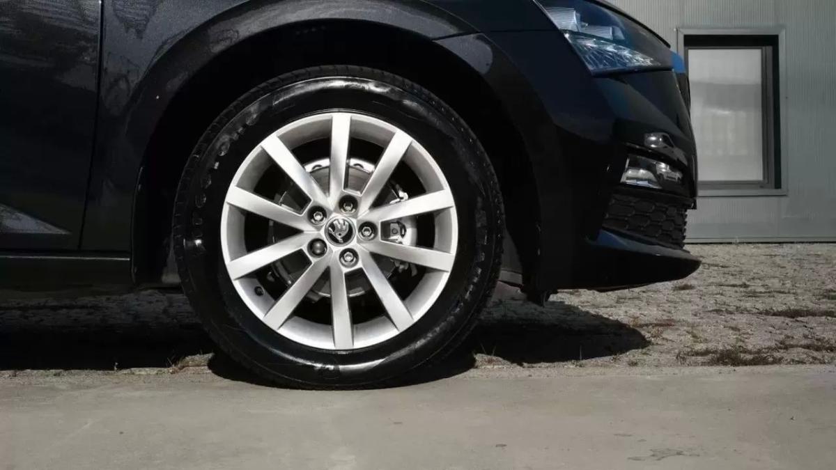 skoda-scala-2022-gasolina-999cc