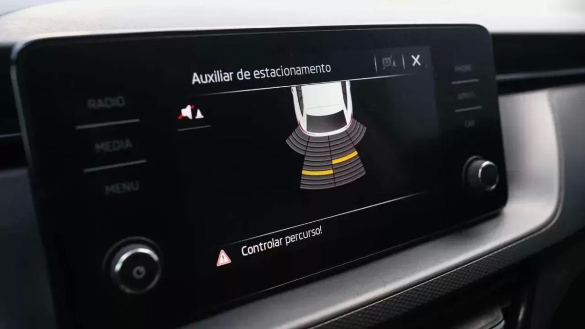 skoda-scala-2022-gasolina-999cc