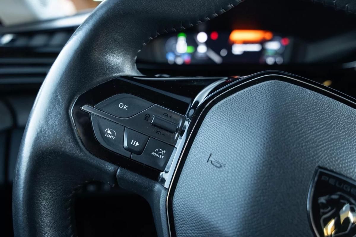 peugeot-308-2022-hibrido-1598cc