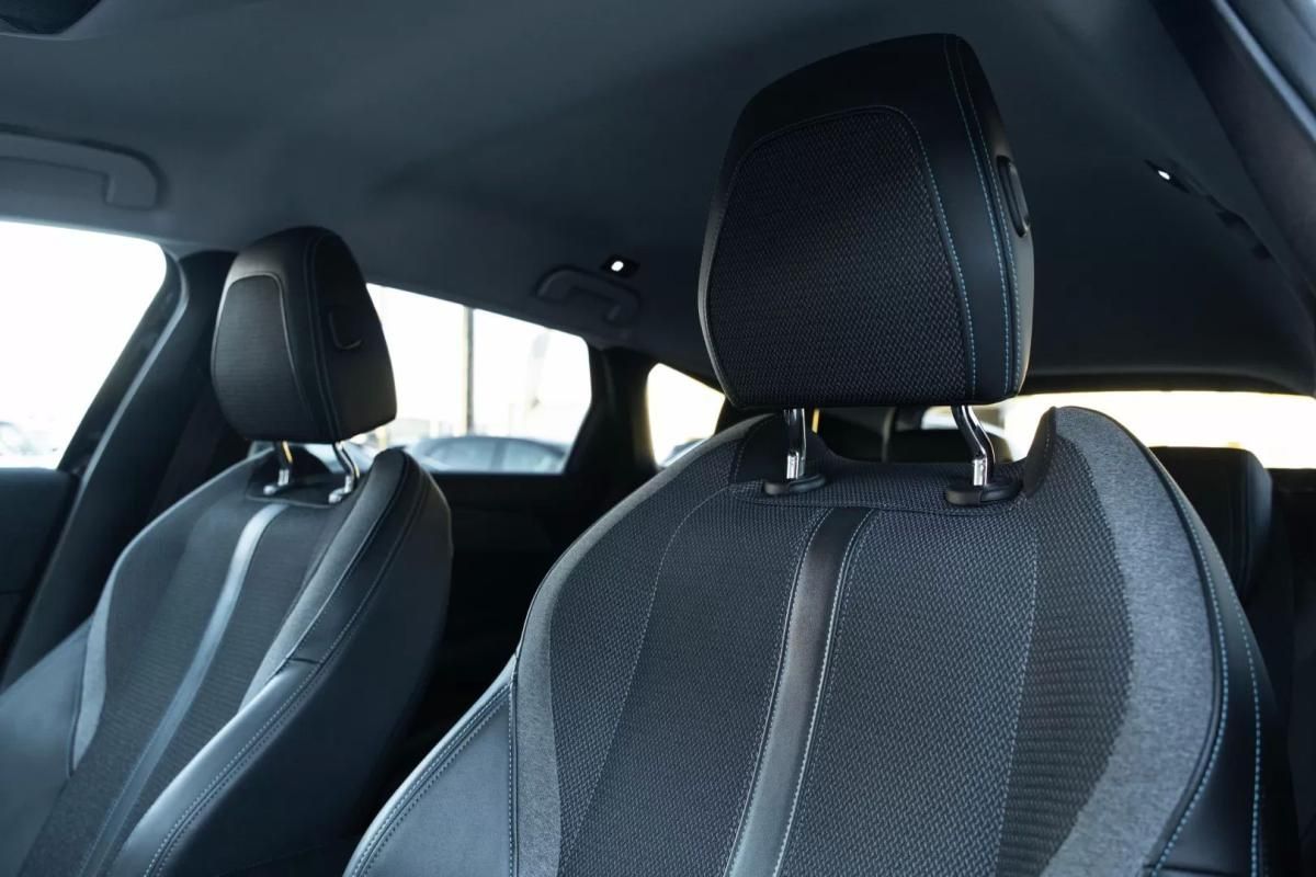 peugeot-308-2022-hibrido-1598cc