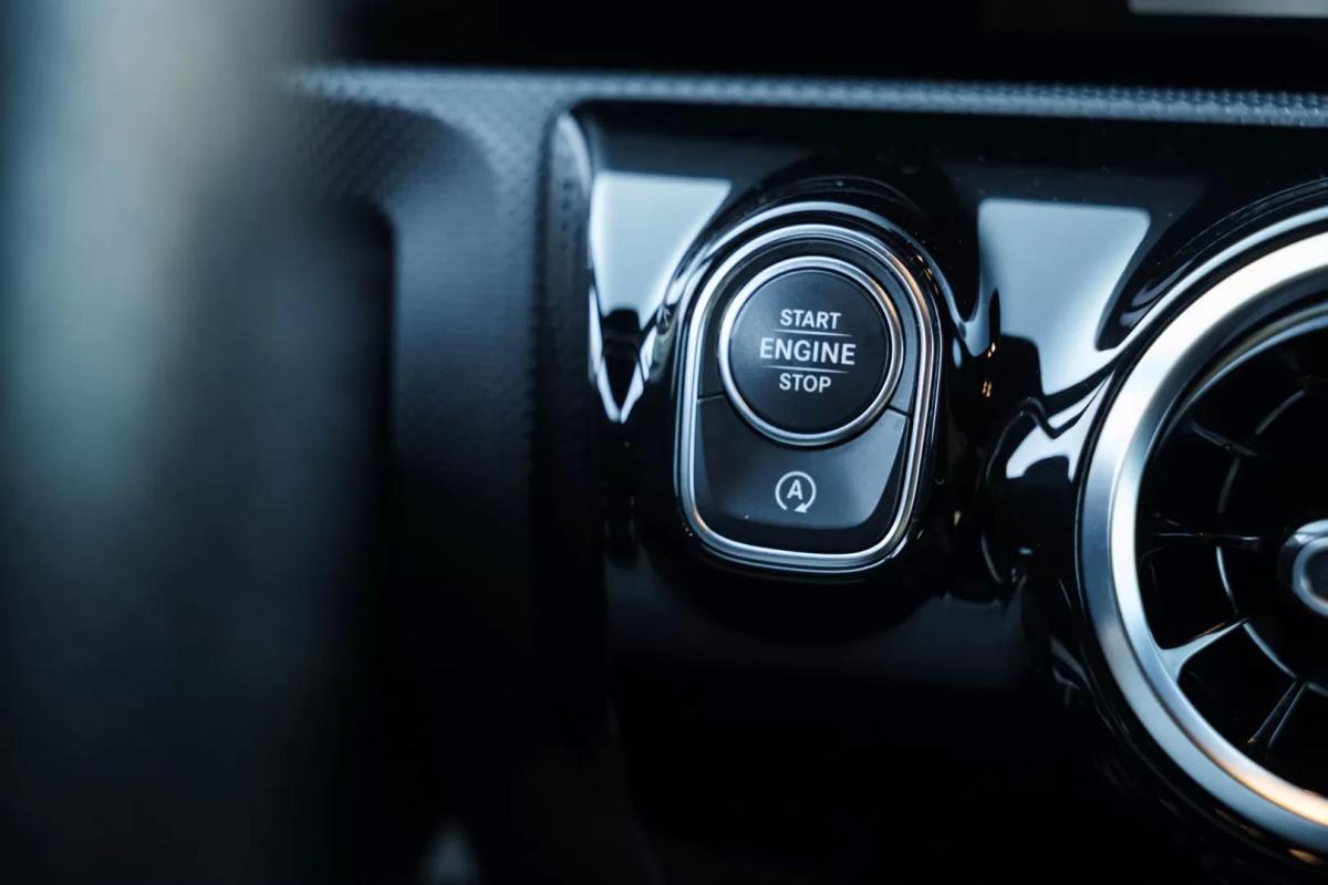 mercedes-benz-classe-a-2021-gasolina-1332cc