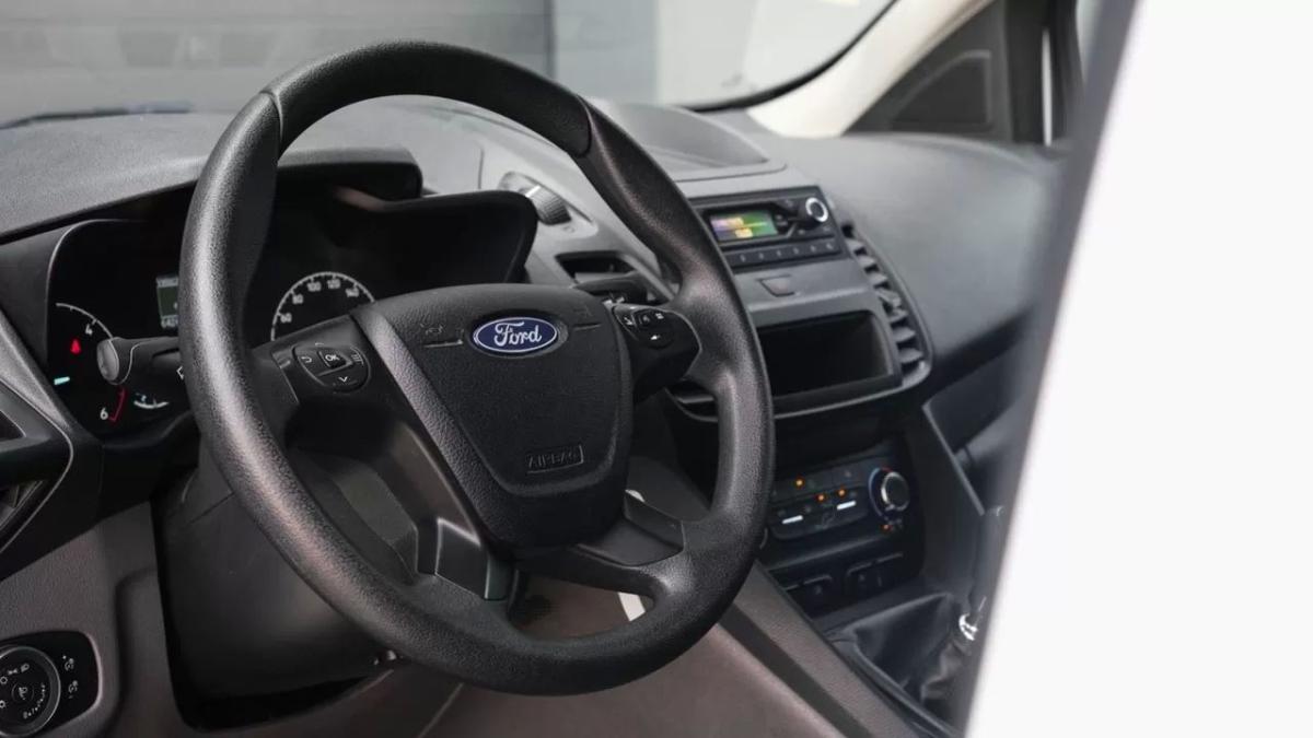 ford-transit-connect-2022-diesel-1499cc