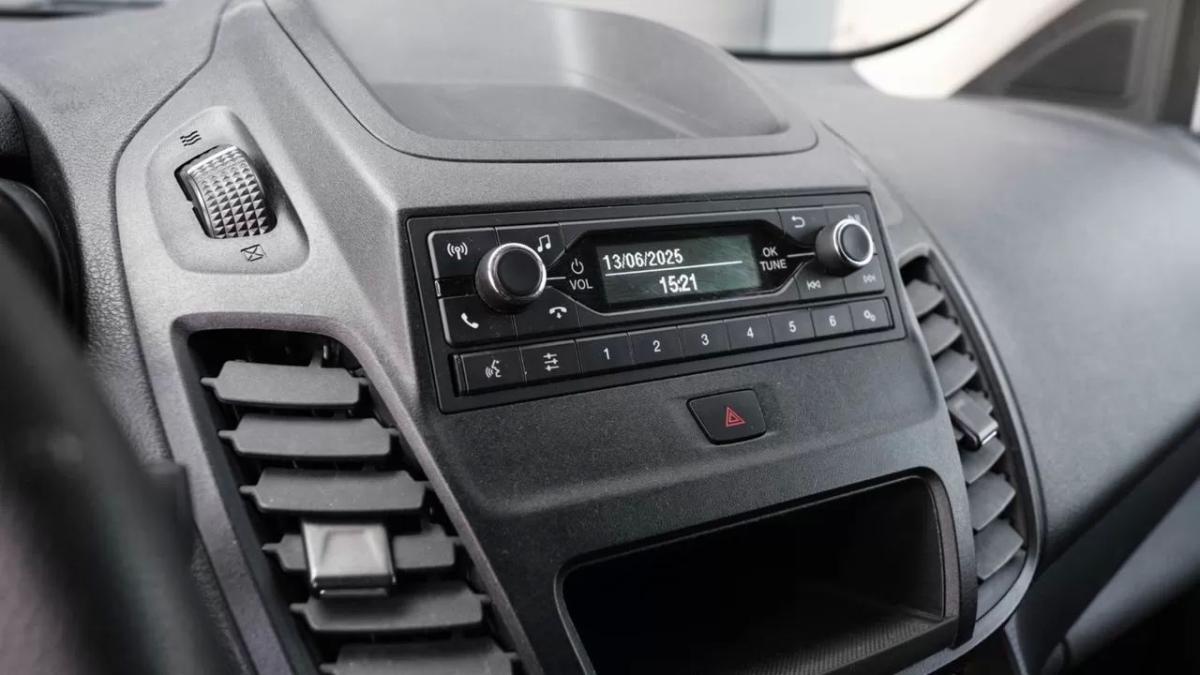 ford-transit-connect-2022-diesel-1499cc
