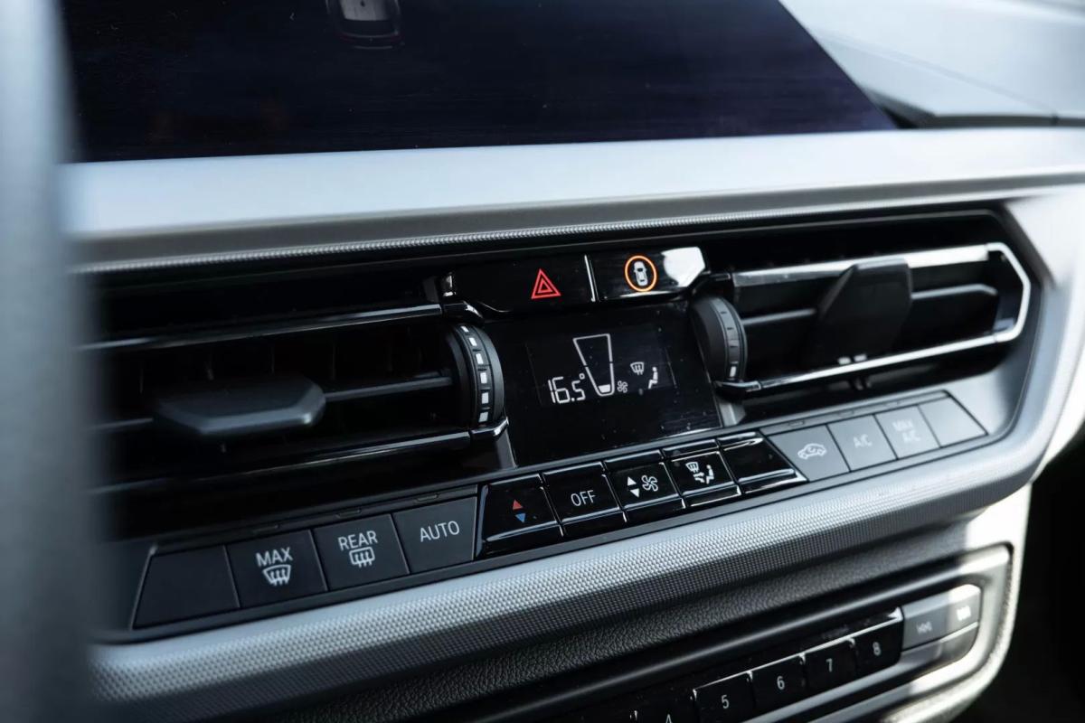 bmw-serie-1-2019-diesel-1496cc