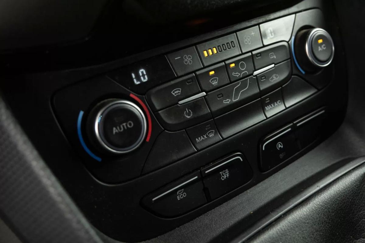 ford-transit-connect-2020-diesel-1499cc
