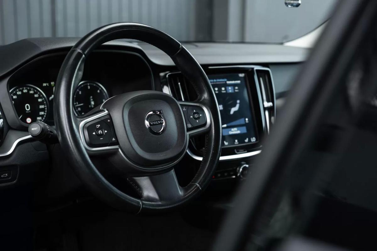 volvo-v60-2019-diesel-1969cc
