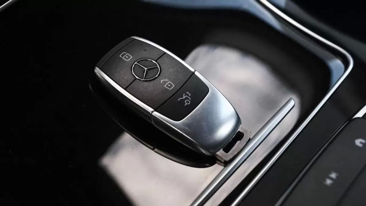 mercedes-benz-glc-2021-hibrido-1950cc