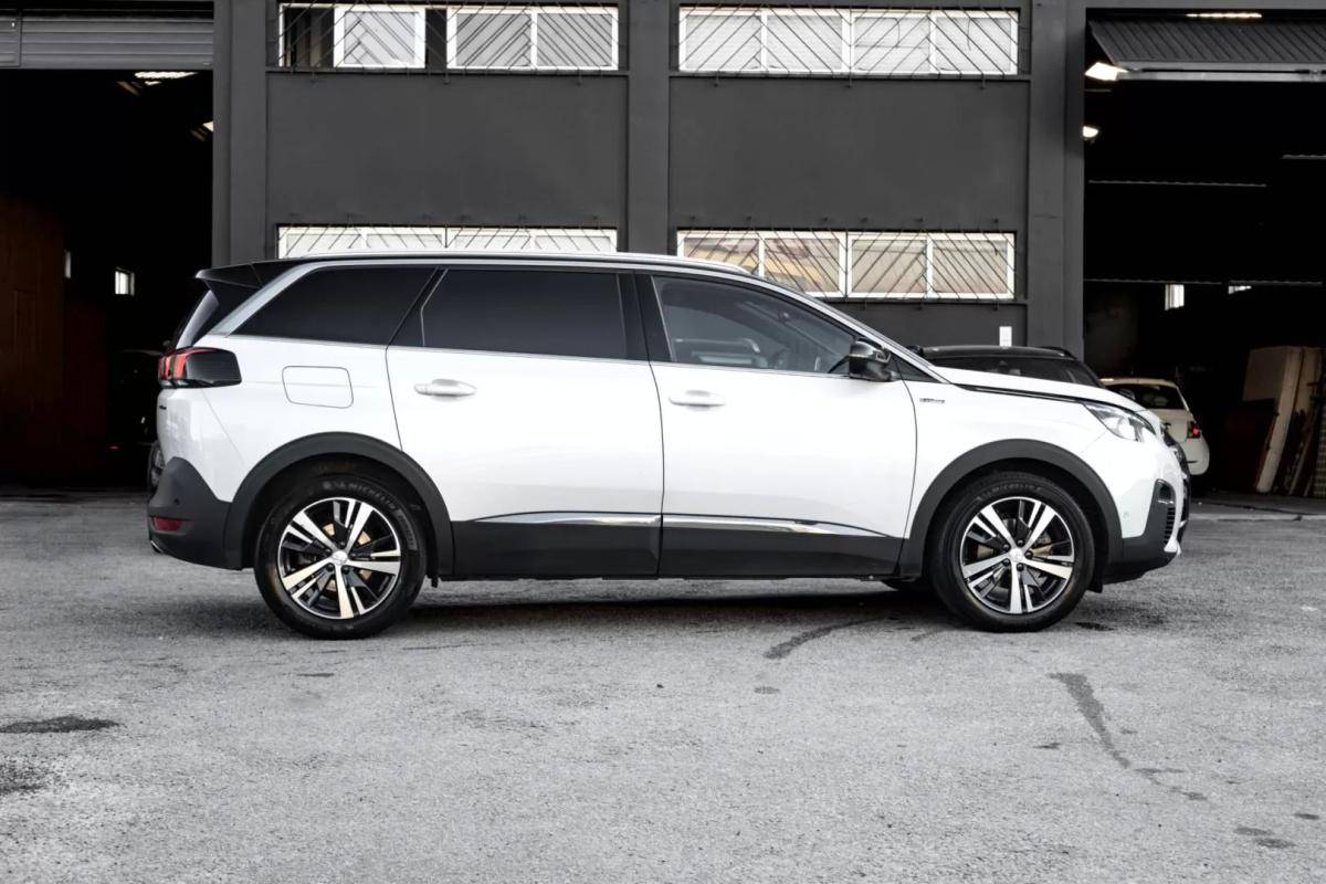peugeot-5008-2019-diesel-1499cc