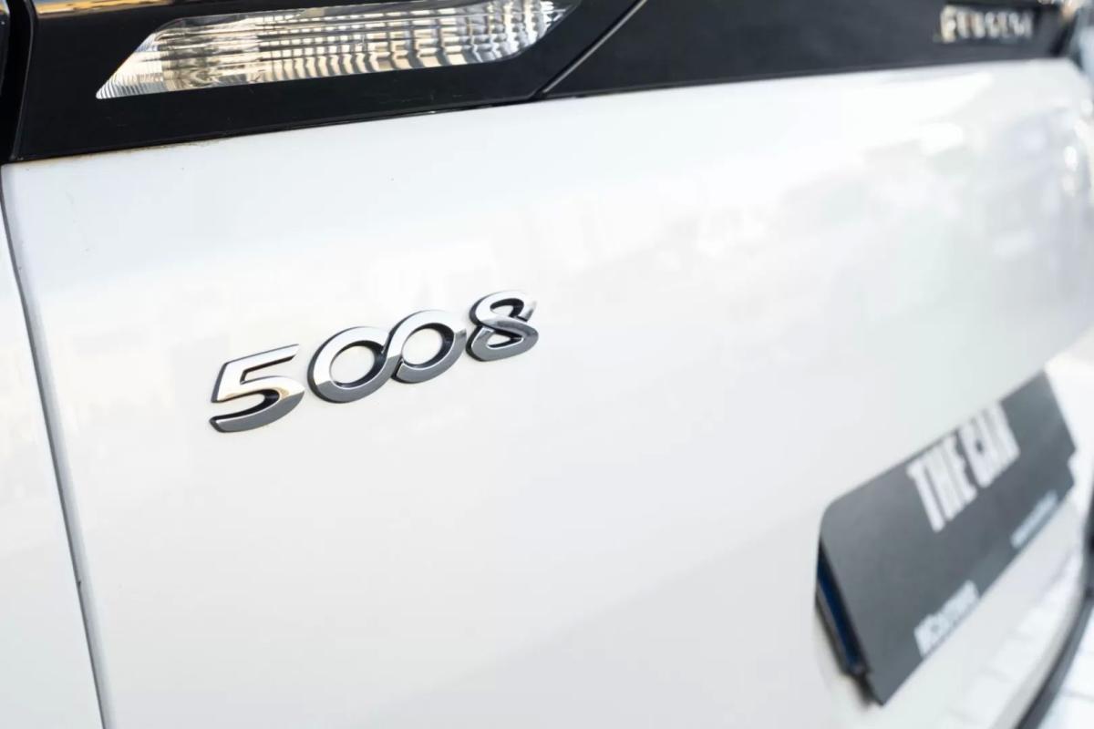 peugeot-5008-2019-diesel-1499cc