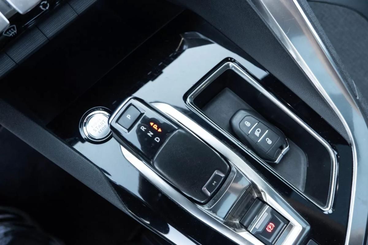 peugeot-5008-2019-diesel-1499cc