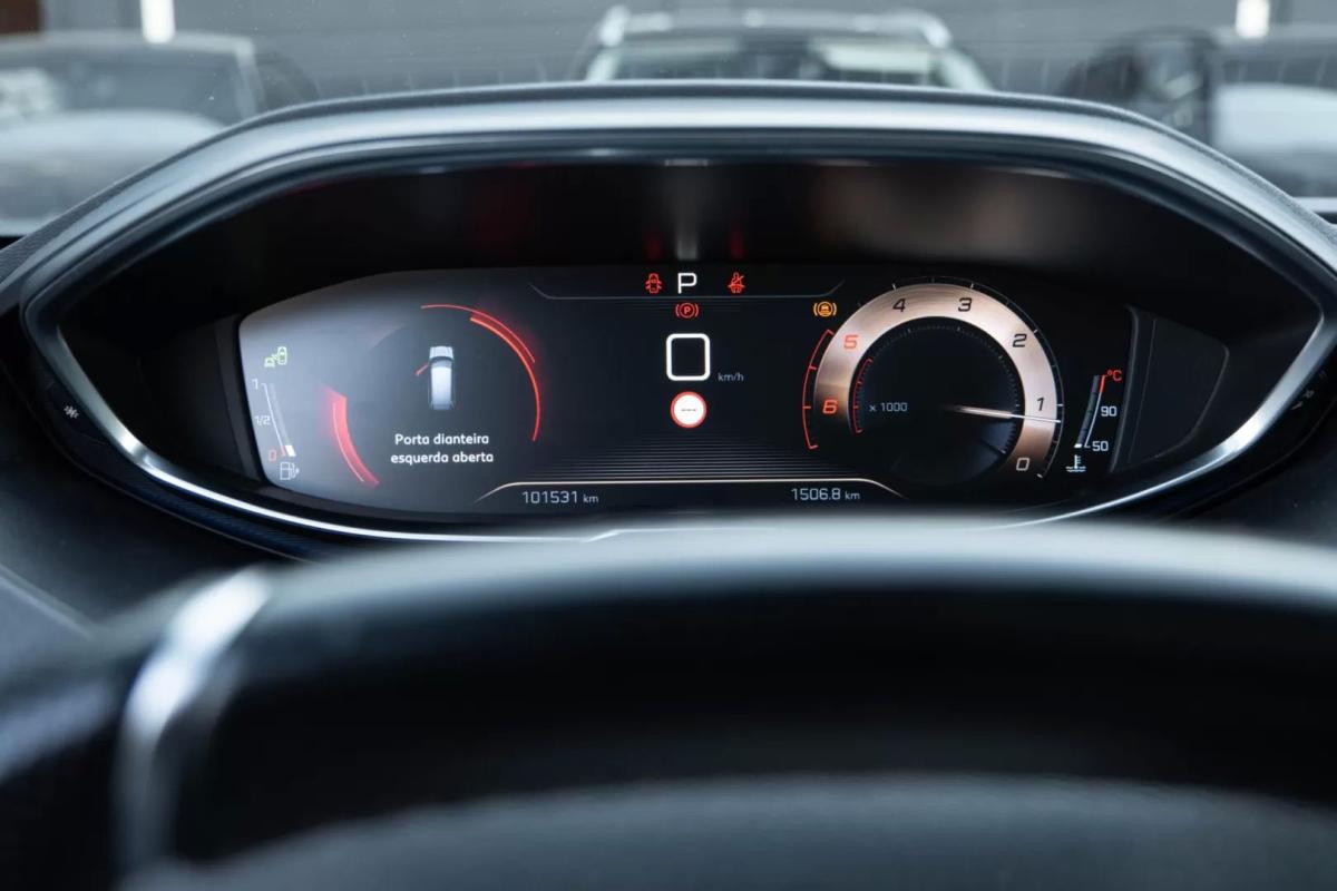 peugeot-5008-2019-diesel-1499cc
