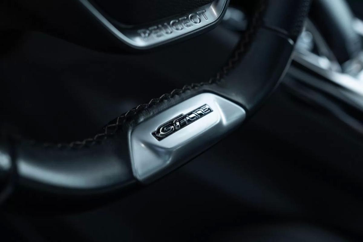 peugeot-5008-2019-diesel-1499cc