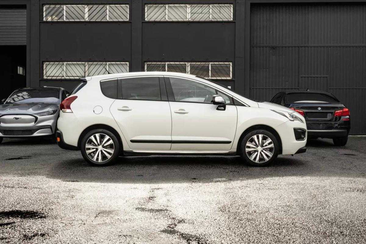 peugeot-3008-2014-hibrido-a-diesel-1997cc