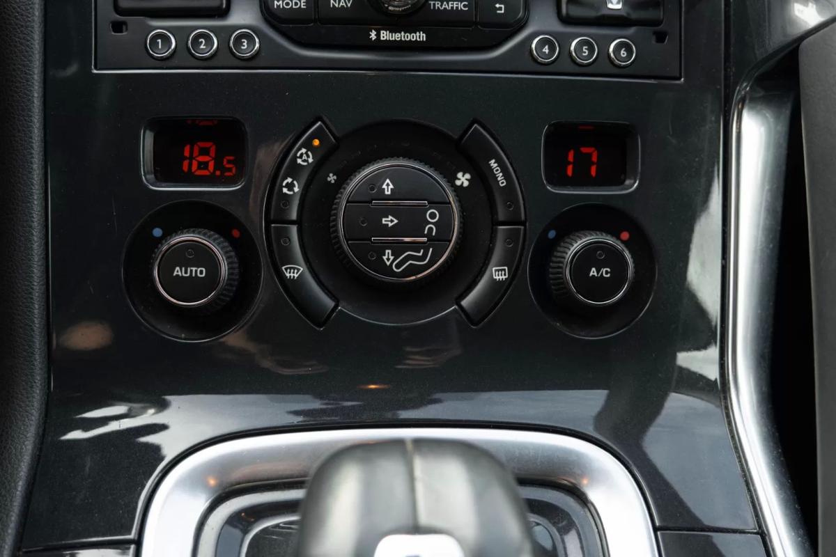 peugeot-3008-2014-hibrido-a-diesel-1997cc