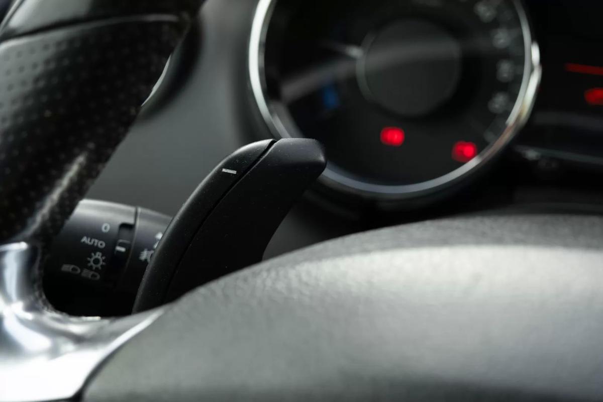 peugeot-3008-2014-hibrido-a-diesel-1997cc