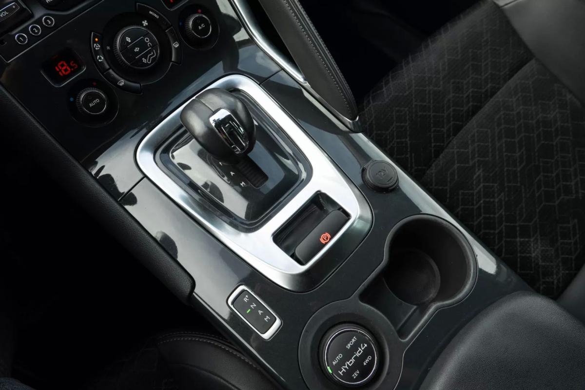 peugeot-3008-2014-hibrido-a-diesel-1997cc