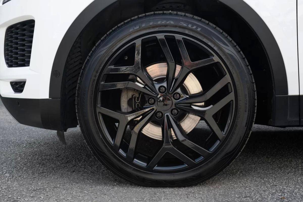 jaguar-e-pace-2018-diesel-1999cc