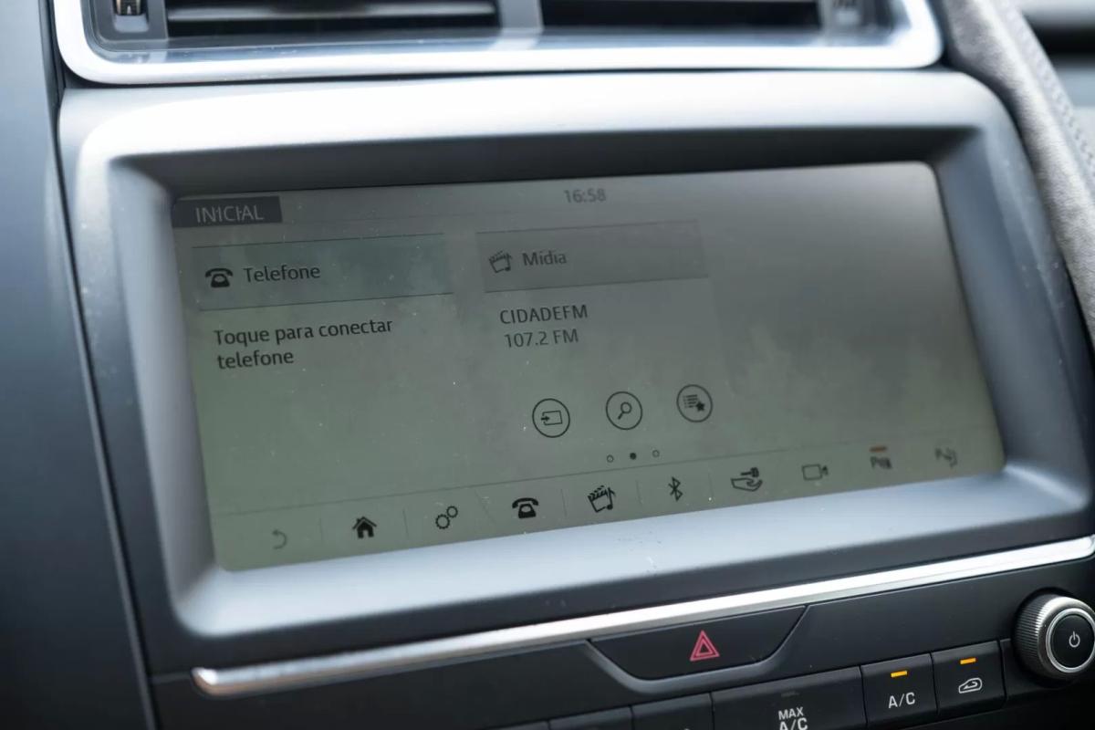 jaguar-e-pace-2018-diesel-1999cc
