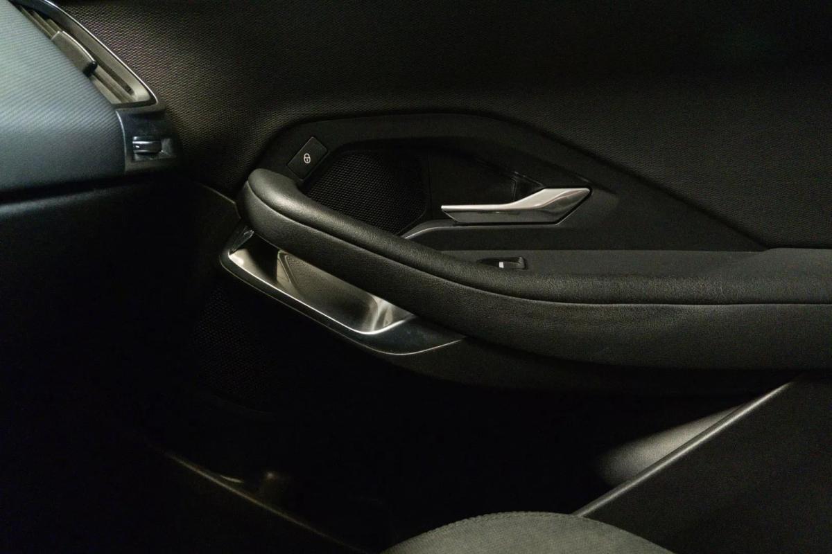 jaguar-e-pace-2018-diesel-1999cc