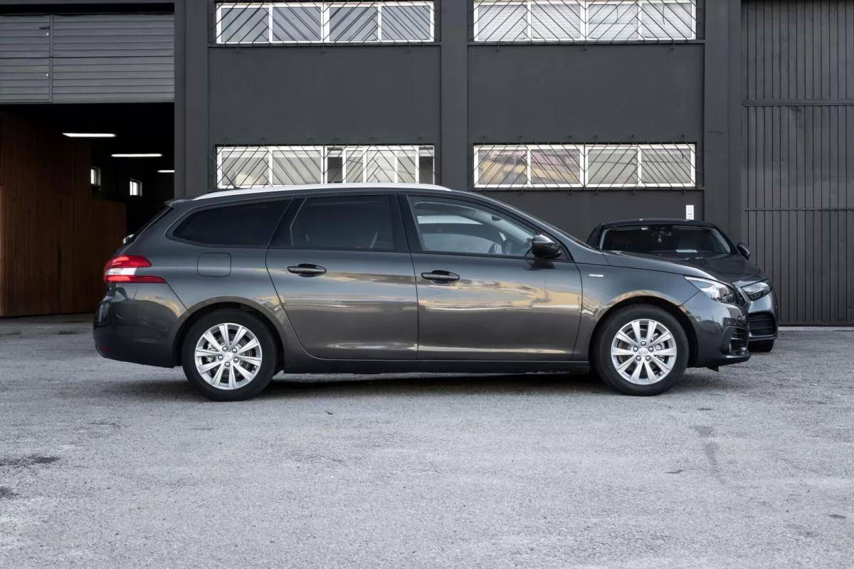 peugeot-308-sw-2020-diesel-1499cc