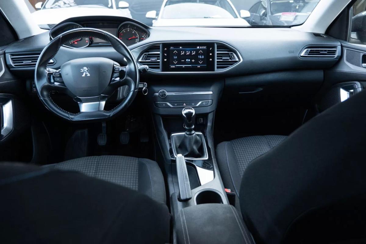 peugeot-308-sw-2020-diesel-1499cc