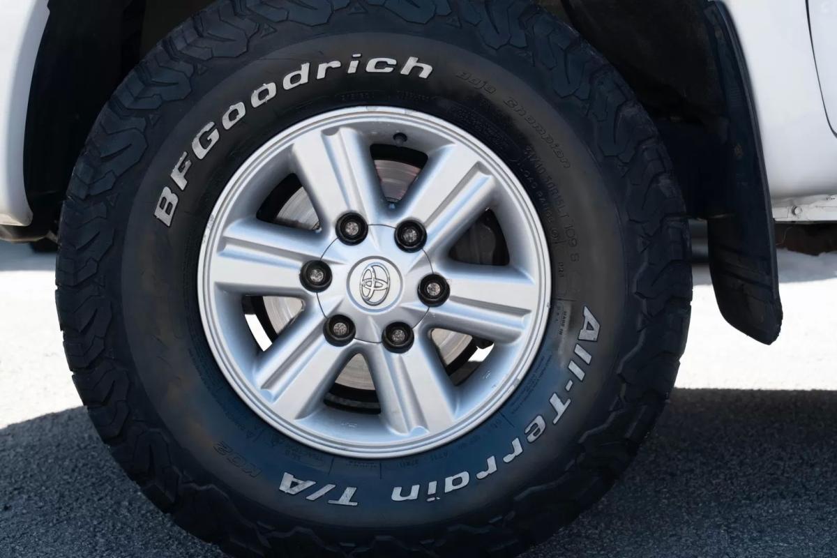 toyota-hilux-2008-diesel-2494cc