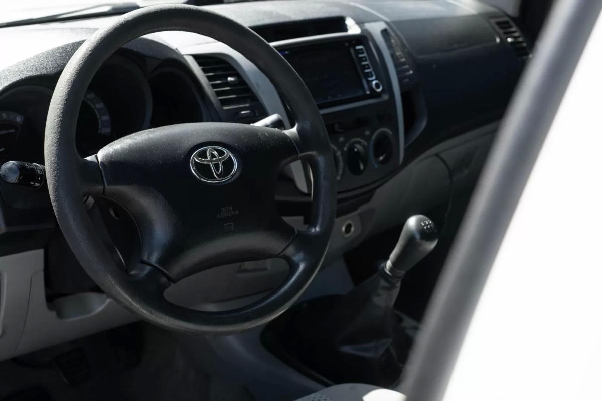 toyota-hilux-2008-diesel-2494cc