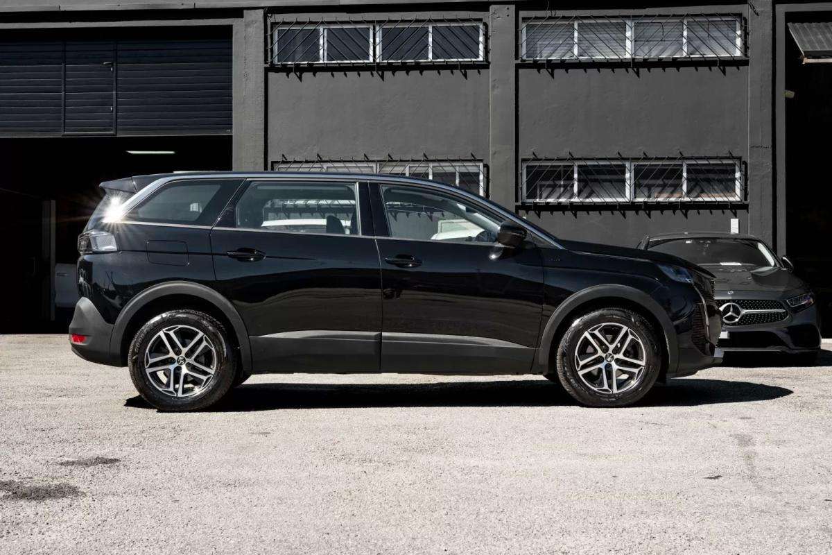 peugeot-5008-2022-gasolina-1199cc