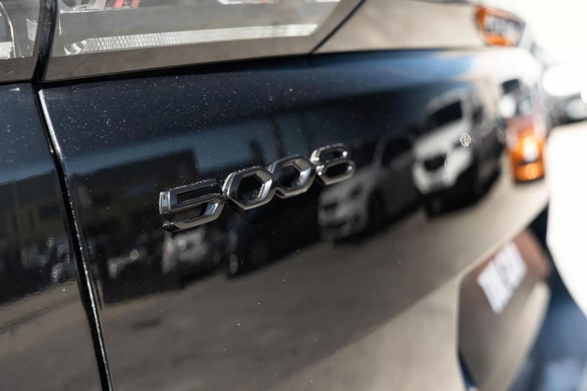 peugeot-5008-2022-gasolina-1199cc