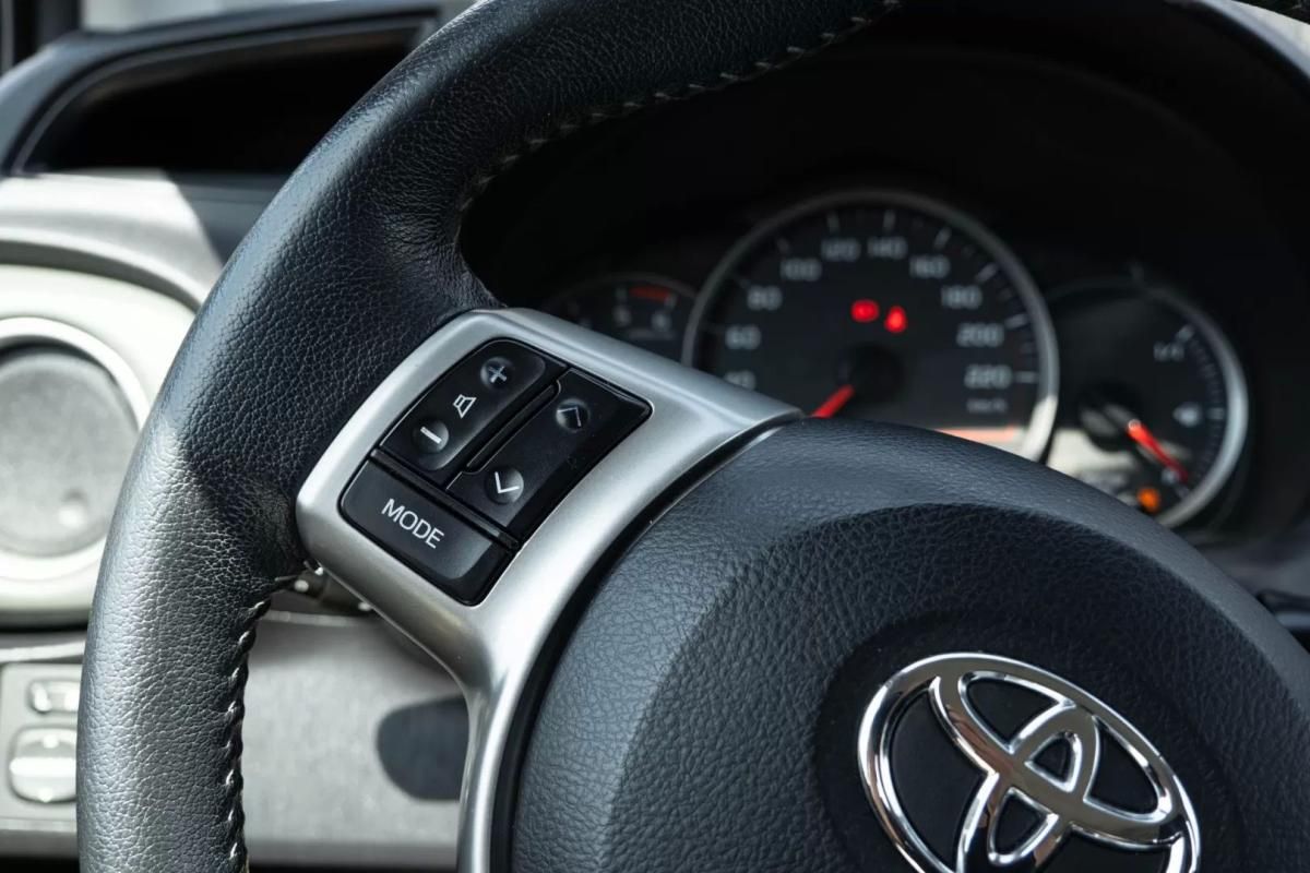 toyota-yaris-2014-diesel-1364cc