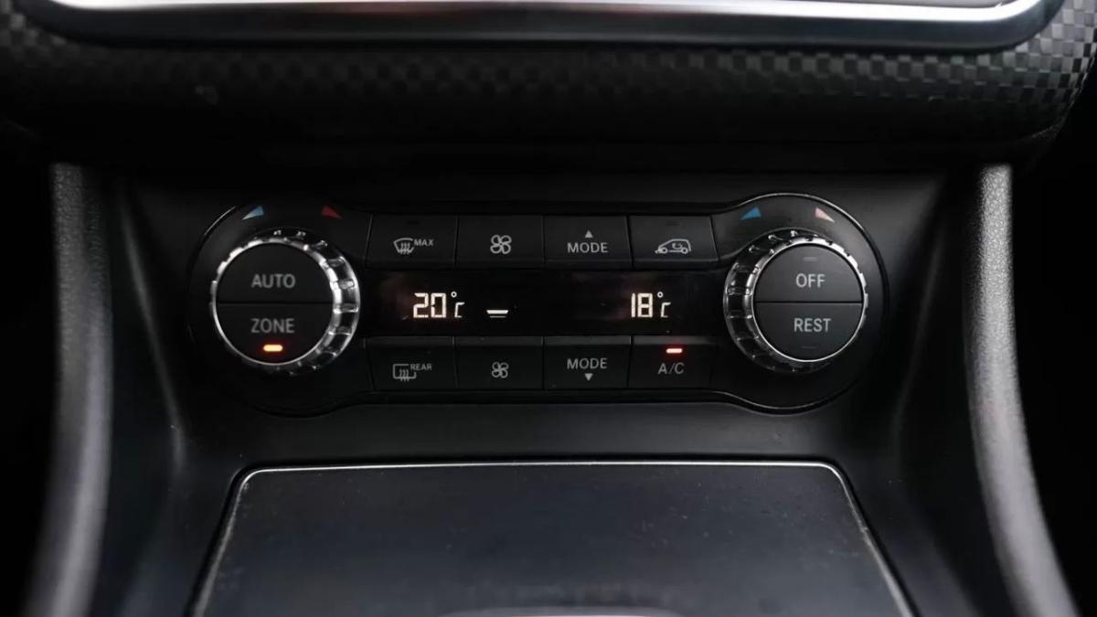 mercedes-benz-classe-a-2015-diesel-2143cc