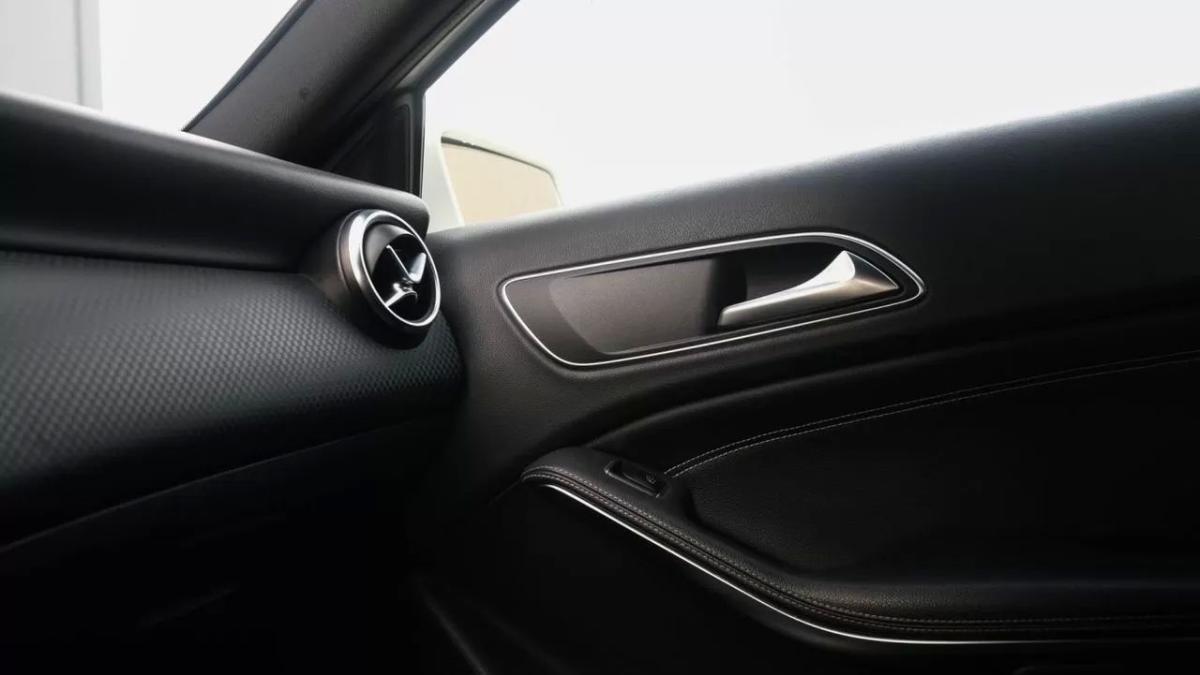 mercedes-benz-classe-a-2015-diesel-2143cc
