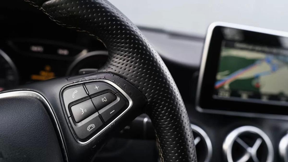 mercedes-benz-classe-a-2015-diesel-2143cc