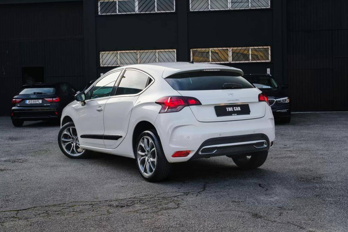 citroen-ds4-2012-diesel-1560cc
