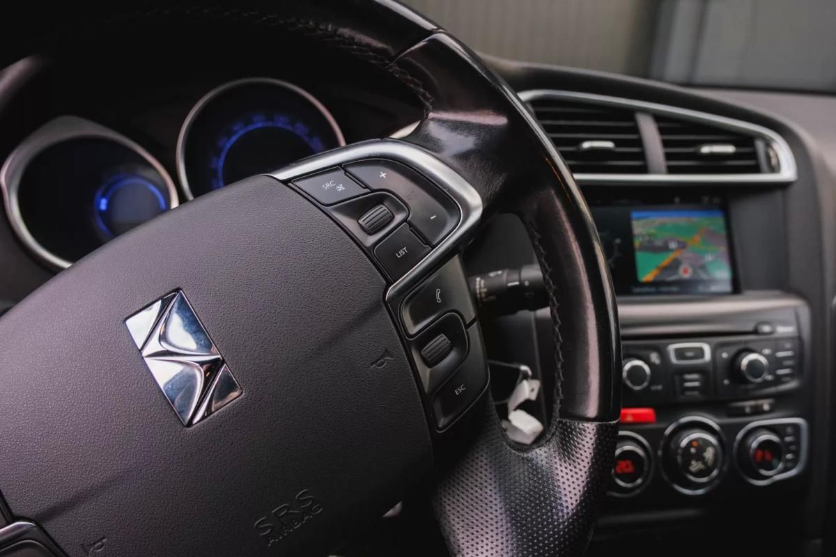 citroen-ds4-2012-diesel-1560cc