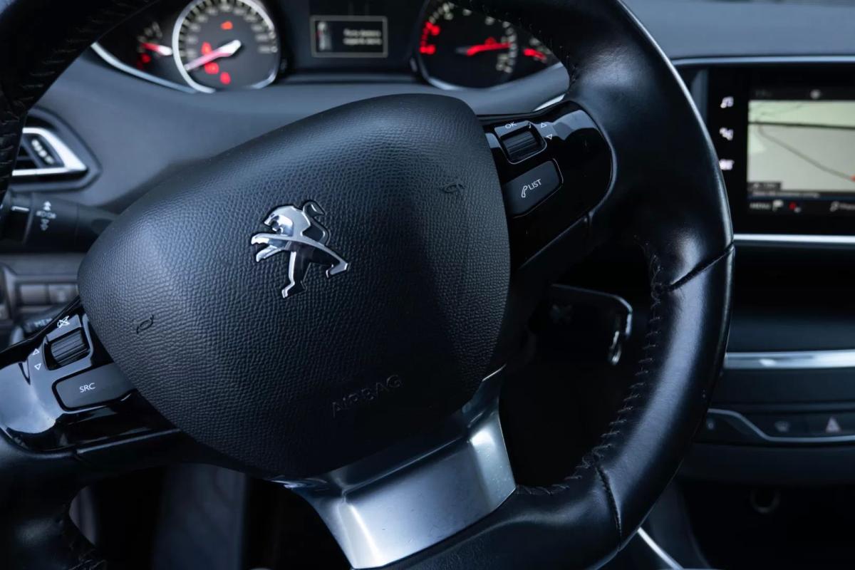 peugeot-308-sw-2018-diesel-1499cc