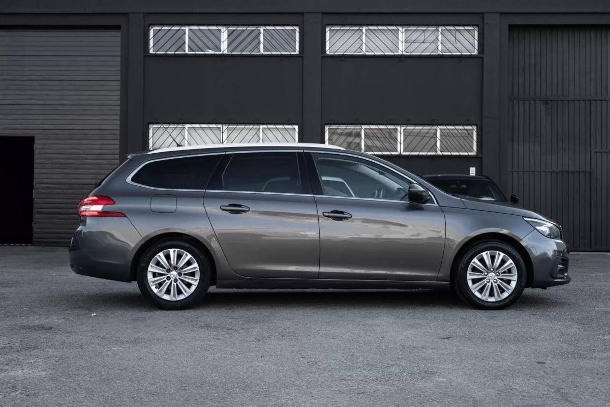 peugeot-308-sw-2018-diesel-1499cc