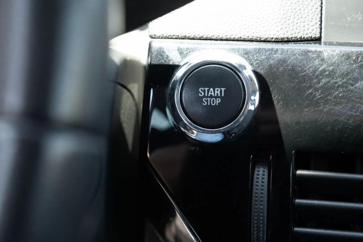 opel-astra-caravan-2011-diesel-1686cc