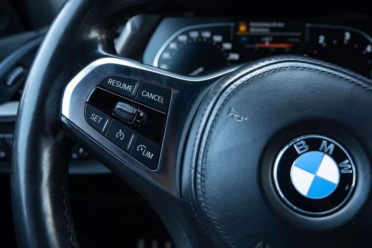 bmw-serie-1-2021-diesel-1496cc