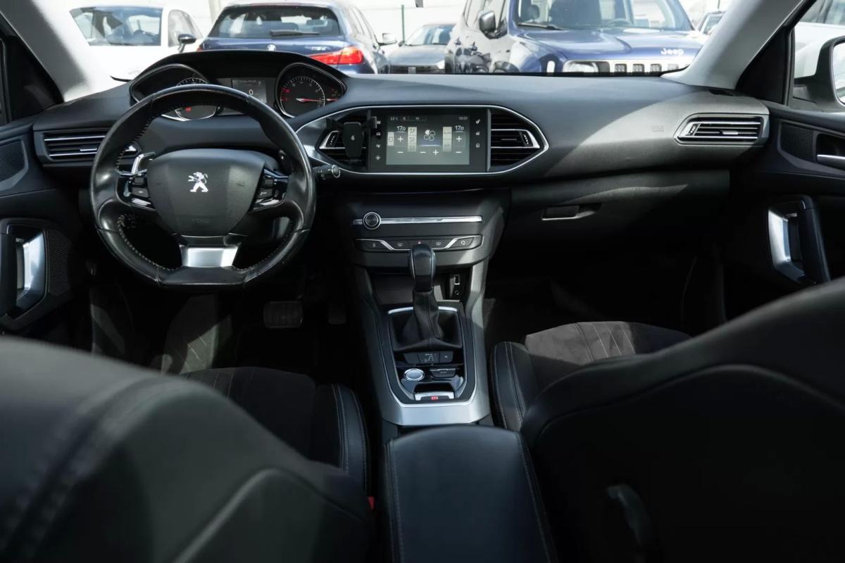 peugeot-308-2015-gasolina-1199cc