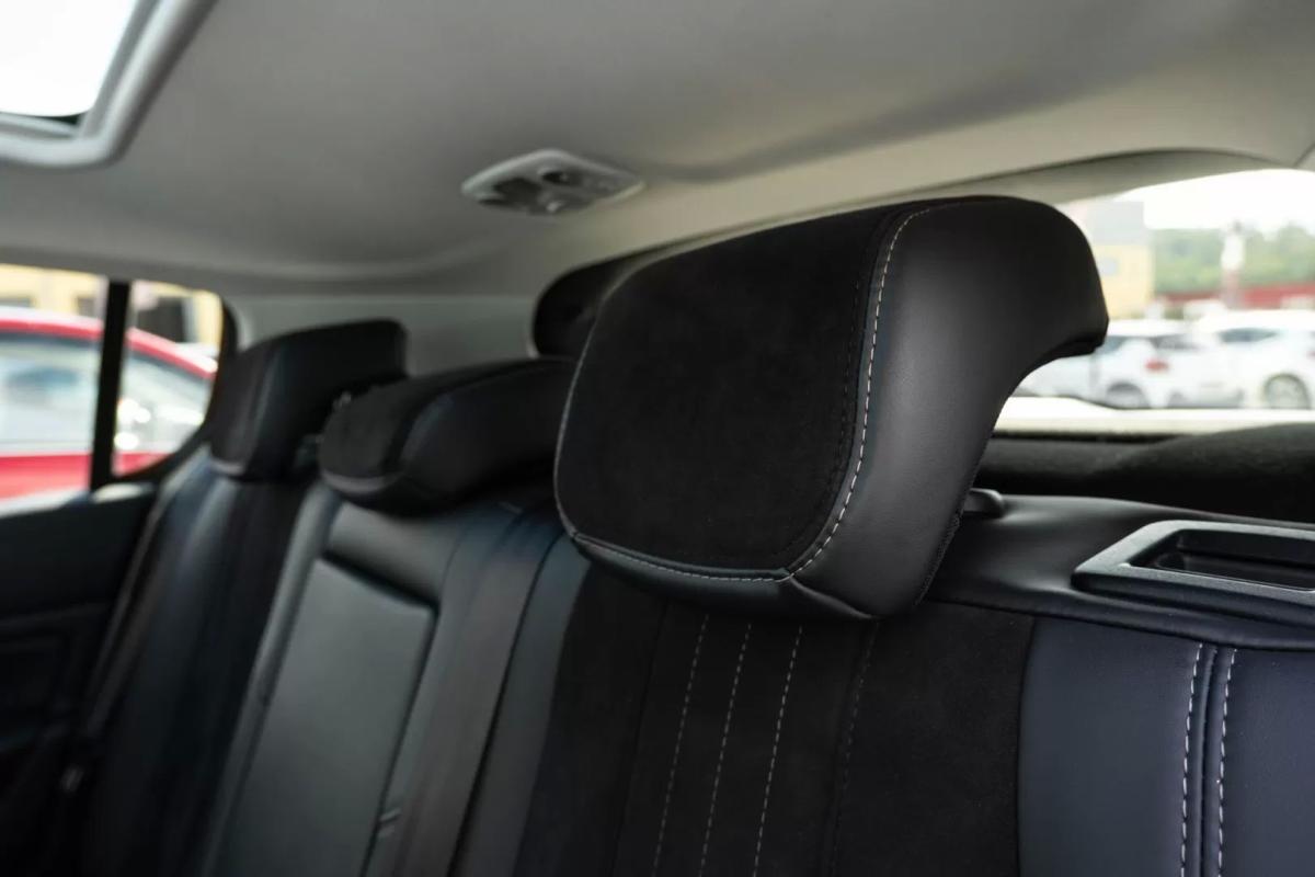 peugeot-308-2015-gasolina-1199cc