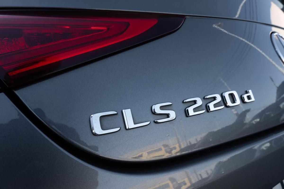mercedes-benz-cls-2020-diesel-1950cc