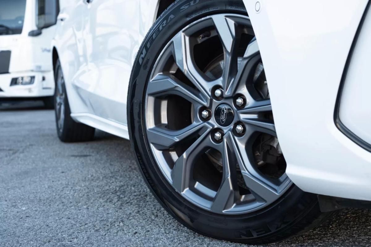 ford-focus-sw-2022-diesel-1499cc