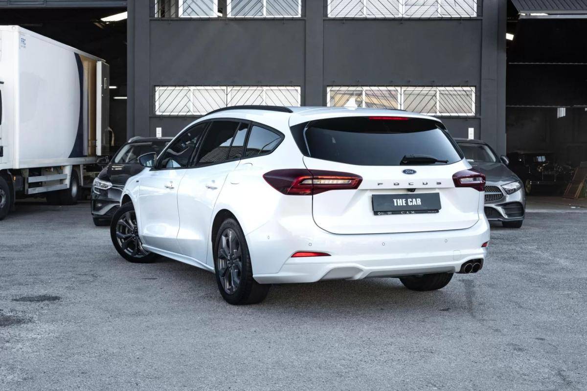 ford-focus-sw-2022-diesel-1499cc