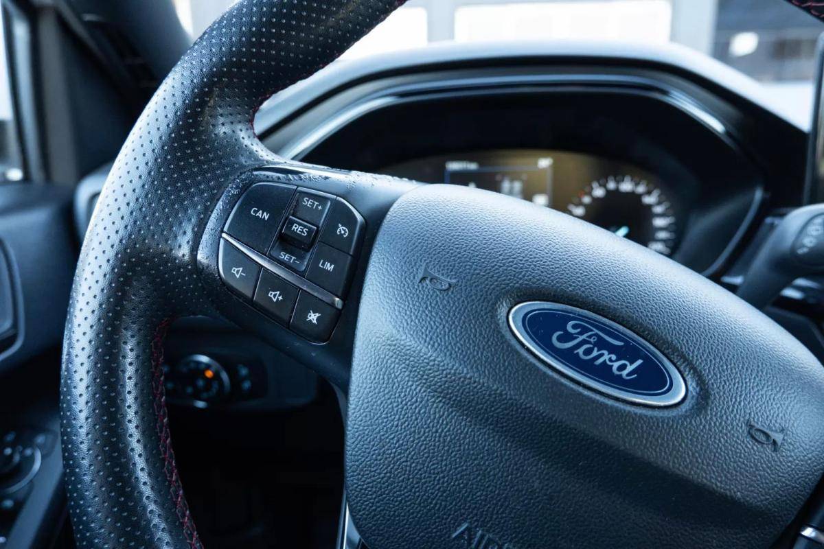 ford-focus-sw-2022-diesel-1499cc