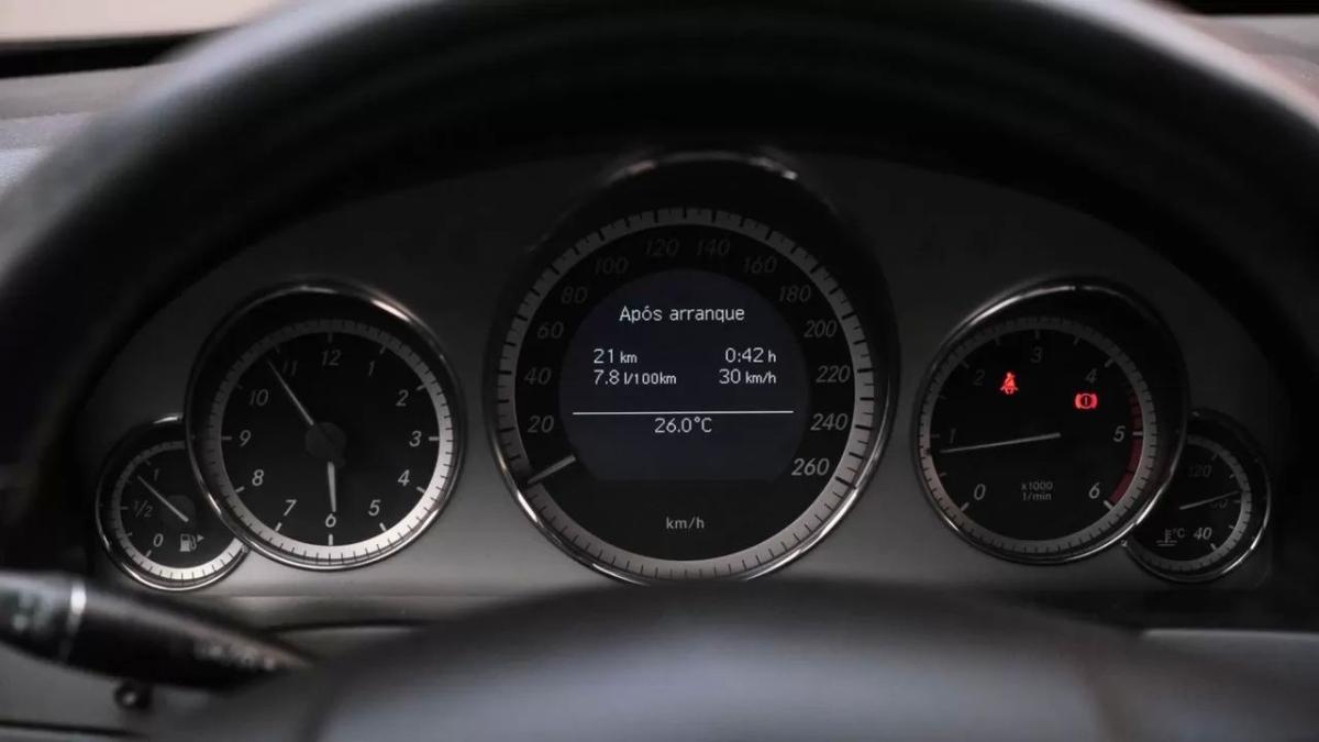 mercedes-benz-classe-e-2009-diesel-2143cc